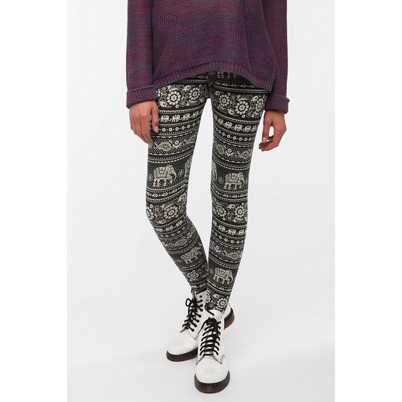 UO Truly Madly Deeply Elephant Leggings - Picture 4 of 4